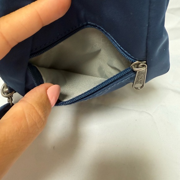 AmeriBag 8” Microfiber Baglett - Picture 6 of 8